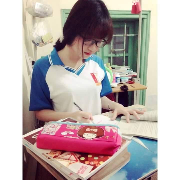 Không chỉ Ngoại Thương, gái Bách Khoa cũng xinh đẹp ăn đứt nữ sinh trường khác-12