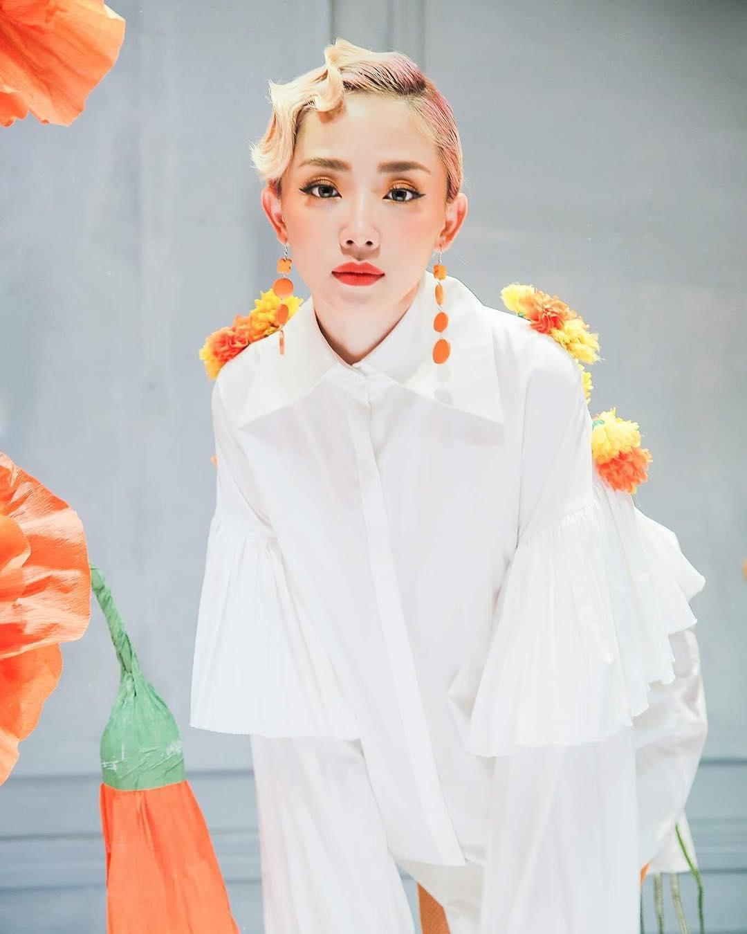 Tin sao Việt 23/8: Lê Phương chụp hình chung với chồng mới cưới và tình cũ Quý Bình-7