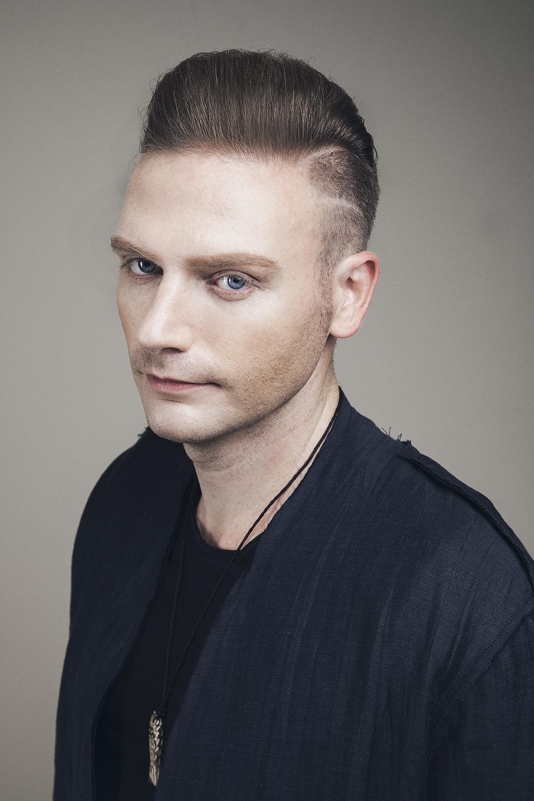 Sau Đâu chỉ riêng em, Kyo York viết lời tiếng Anh cho hit đình đám của Ưng Hoàng Phúc-1