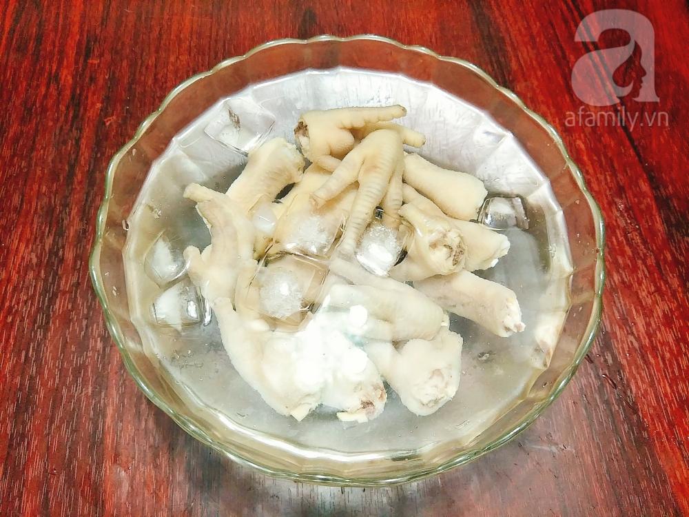 Công thức làm chân gà ngâm chua cay giòn ngon bất bại-4
