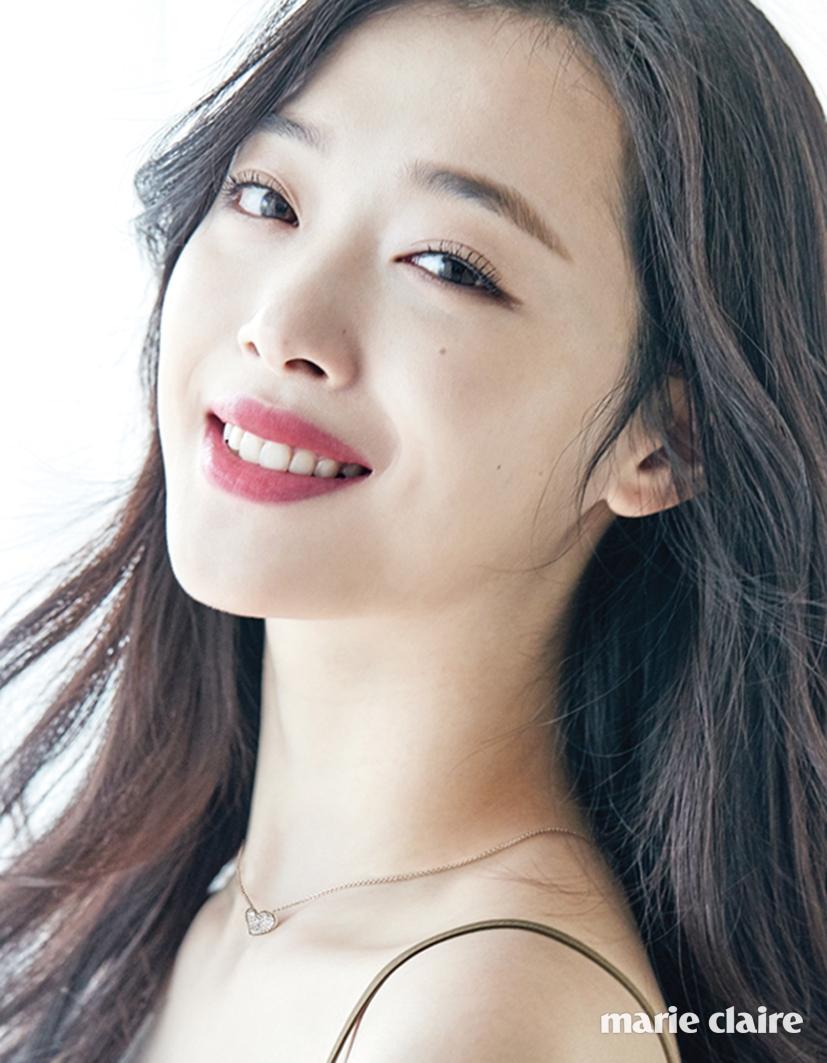 Sao Hàn 24/8: Nam diễn viên Hậu duệ mặt trời bị tẩy chay sau scandal quấy rối tình dục-1