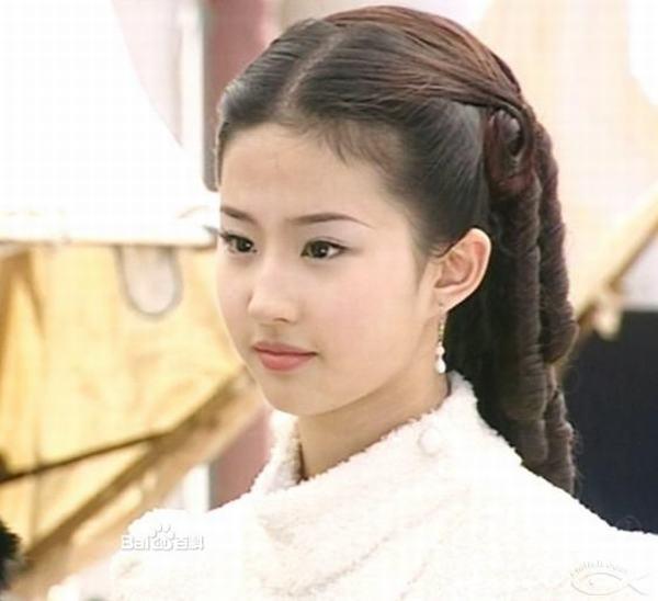 Dàn sao Kim phấn thế gia sau 14 năm: Người sự nghiệp xuống dốc, kẻ bị hắt hủi vì ngoại tình-7