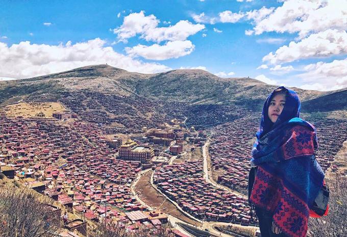 Cô gái Việt thu hết can đảm chứng kiến tục thiên táng của người Tạng-1