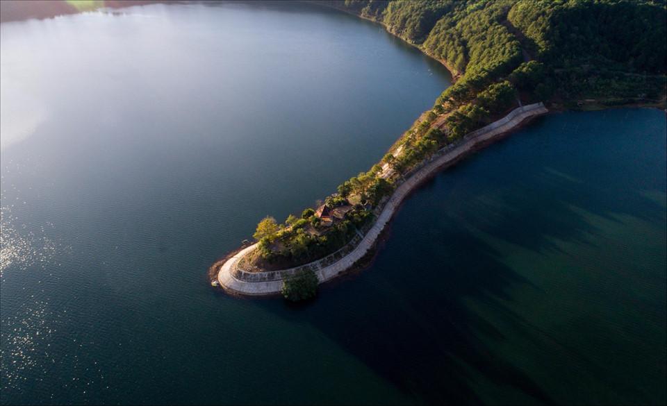 Phố núi Gia Lai đẹp hùng vĩ trong ảnh Dấu ấn Việt Nam-3