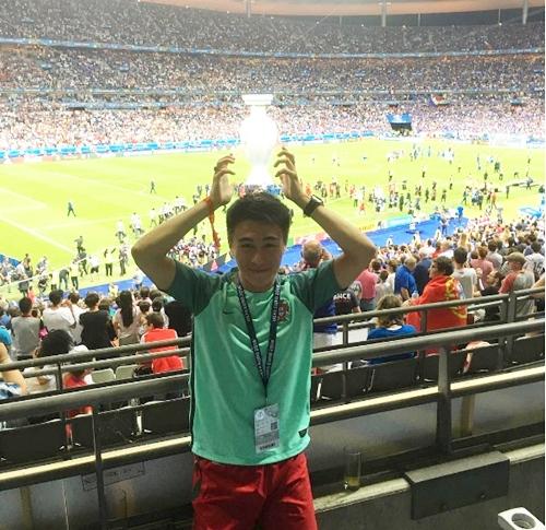 Sau Vương Tư Thông, Trung Quốc có thêm thế hệ thiếu gia mới nổi đúng chuẩn đẹp trai, con nhà giàu, học giỏi-5