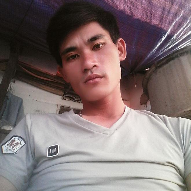 Mẹ mải mê chạy theo tình mới bỏ mặc 3 con thơ ngày ngày ra ngõ gào khóc ngóng trông mẹ-4