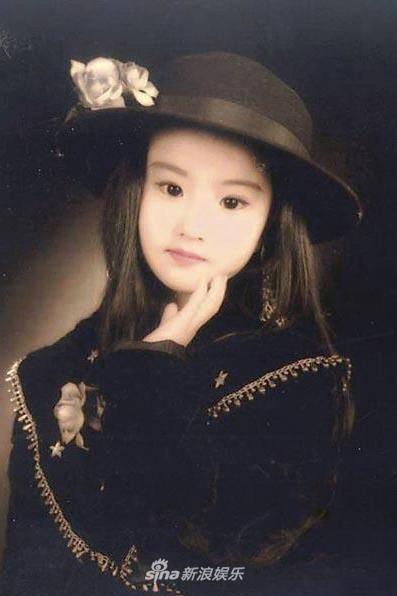 Tròn 30 tuổi, Lưu Diệc Phi vẫn là thần tiên tỷ tỷ đẹp xuất sắc không có đối thủ-3