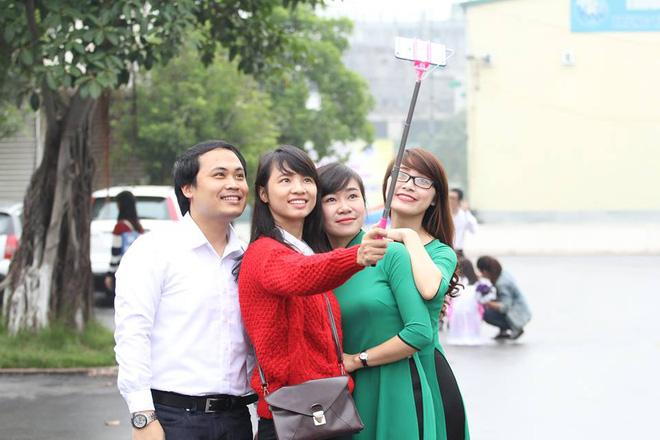 Thầy giáo trẻ đại học Vinh và loạt lời phê bá đạo: Nhan sắc tỷ lệ nghịch với chữ viết-5