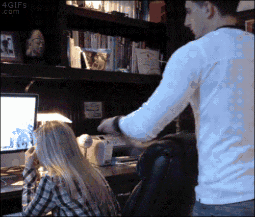 Ảnh động: Có gấu thế này thà FA cho khỏe người-1