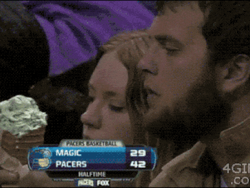 Cười lộn ghế với tình huống troll bạn nhận cái kết đắng-5