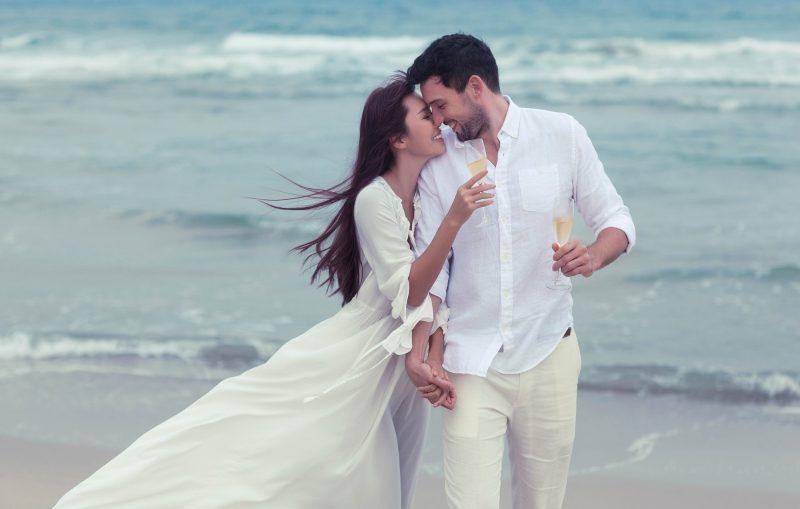 Bị mang danh bà tám showbiz, Hà Anh bức xúc và công khai trưng cầu dân ý-2