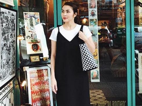 'Giàu nứt vách' nhưng ngọc nữ Tăng Thanh Hà vẫn xách túi có vài chục ngàn đồng