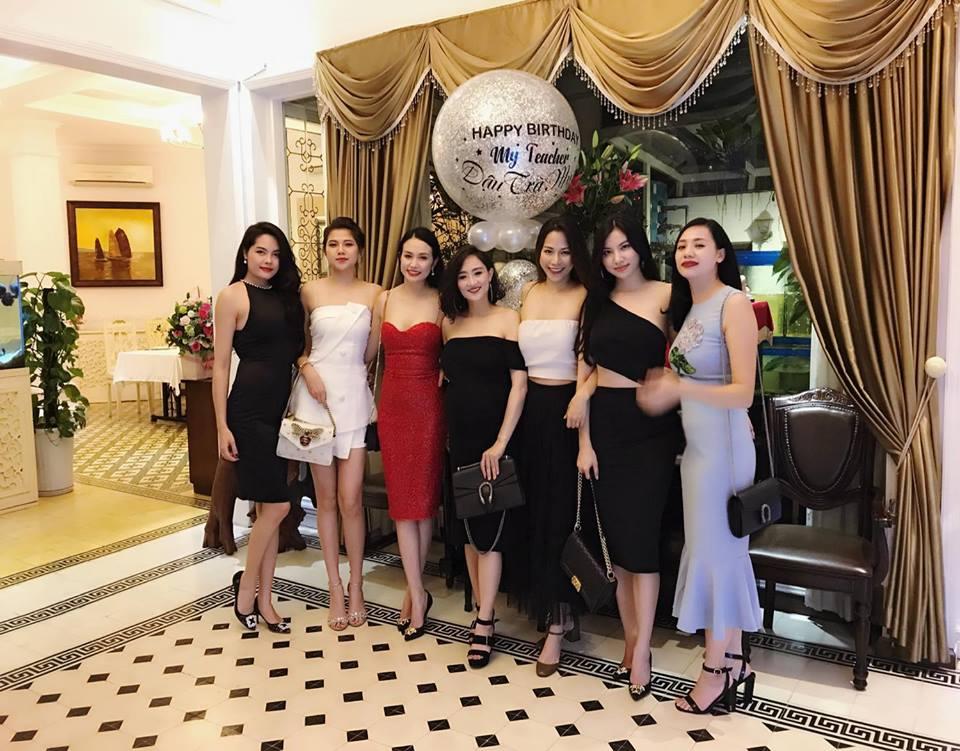 Hot girl - hot boy Việt 26/8: Ngồi yên đàn hát, bạn của Minh Châu làm người nghe nổi da gà-11