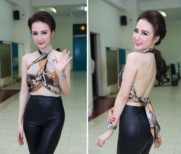 Dàn mỹ nhân Việt chết mê mốt quấn khăn thành áo vô cùng gợi cảm-7