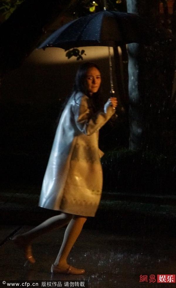 Vác bụng bầu nguy hiểm là thế, dàn mỹ nhân này vẫn cống hiến không một phút nghỉ ngơi-8