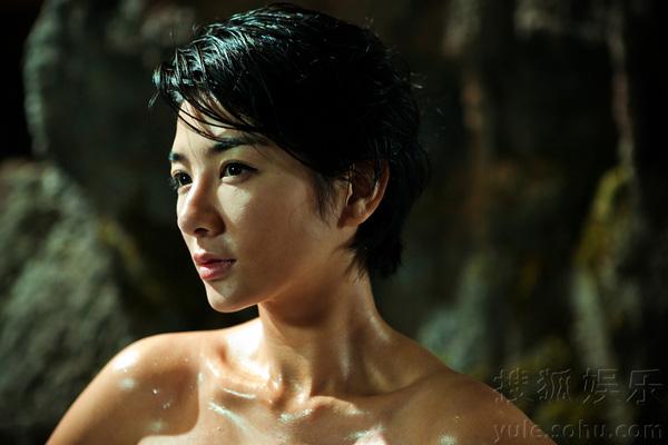 Vác bụng bầu nguy hiểm là thế, dàn mỹ nhân này vẫn cống hiến không một phút nghỉ ngơi-11