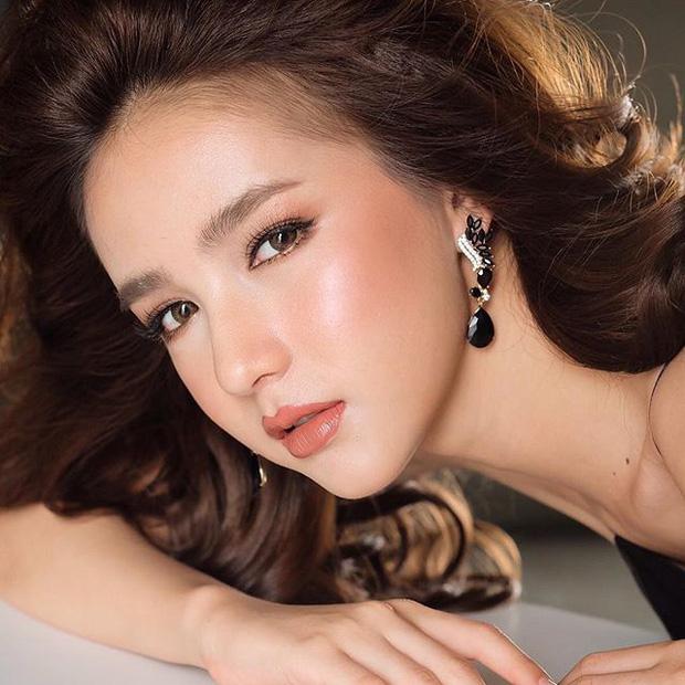Hot girl được ví đẹp hơn Nong Poy vừa trở thành Hoa hậu chuyển giới Thái Lan 2017-8