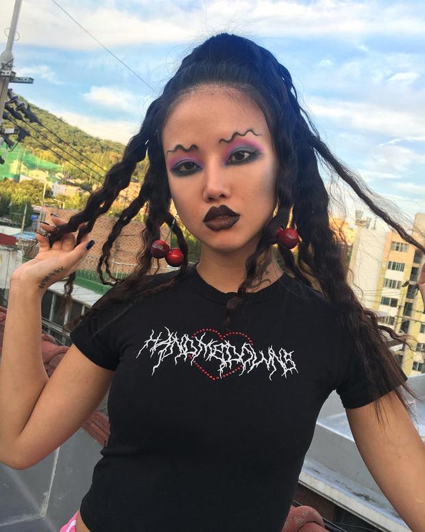 Không thể ngờ có ngày lông mày hình sợi mì lại lên ngôi!-3