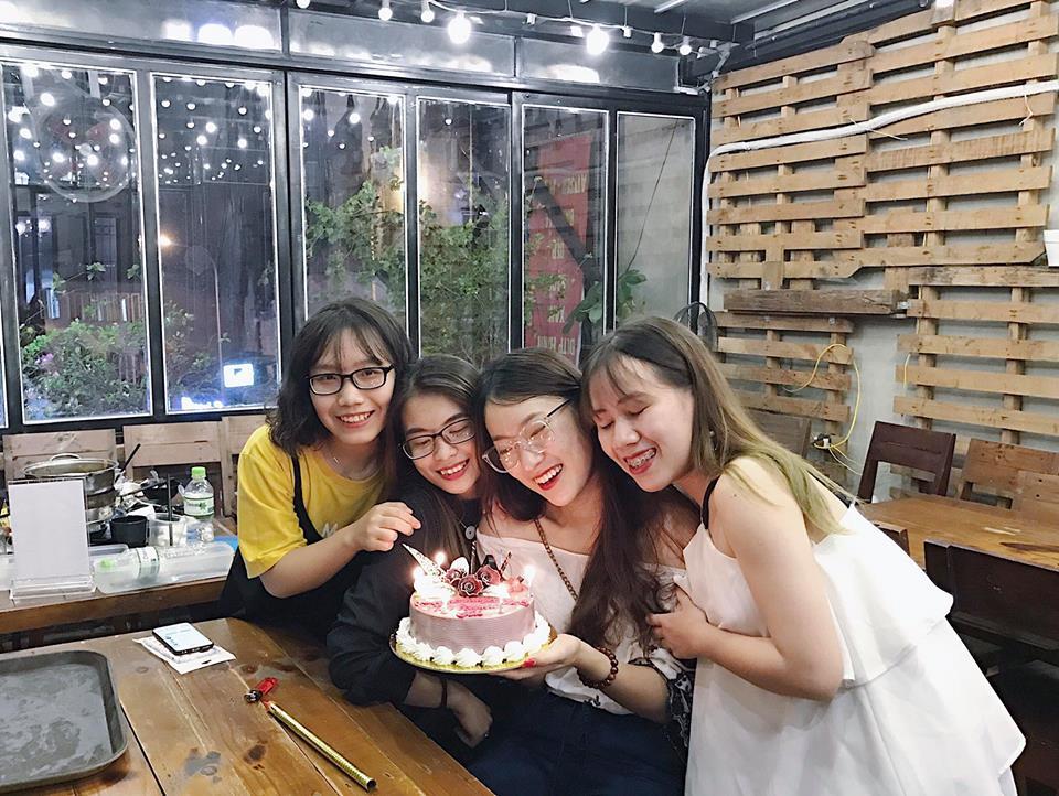 Hot girl - hot boy Việt 27/8: BB Trần nằm bất động... khi bị chửi còn trinh-3