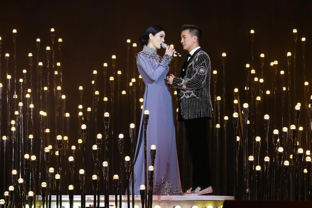 Khán giả rùng mình khi Đàm Vĩnh Hưng làm mới ca khúc bằng nhạc đám ma-12