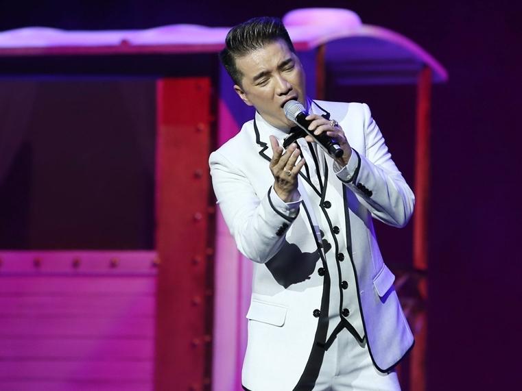 Chuyện ít người biết: Đàm Vĩnh Hưng tự tay ướp nước hoa lên ghế ngồi của khán giả-11