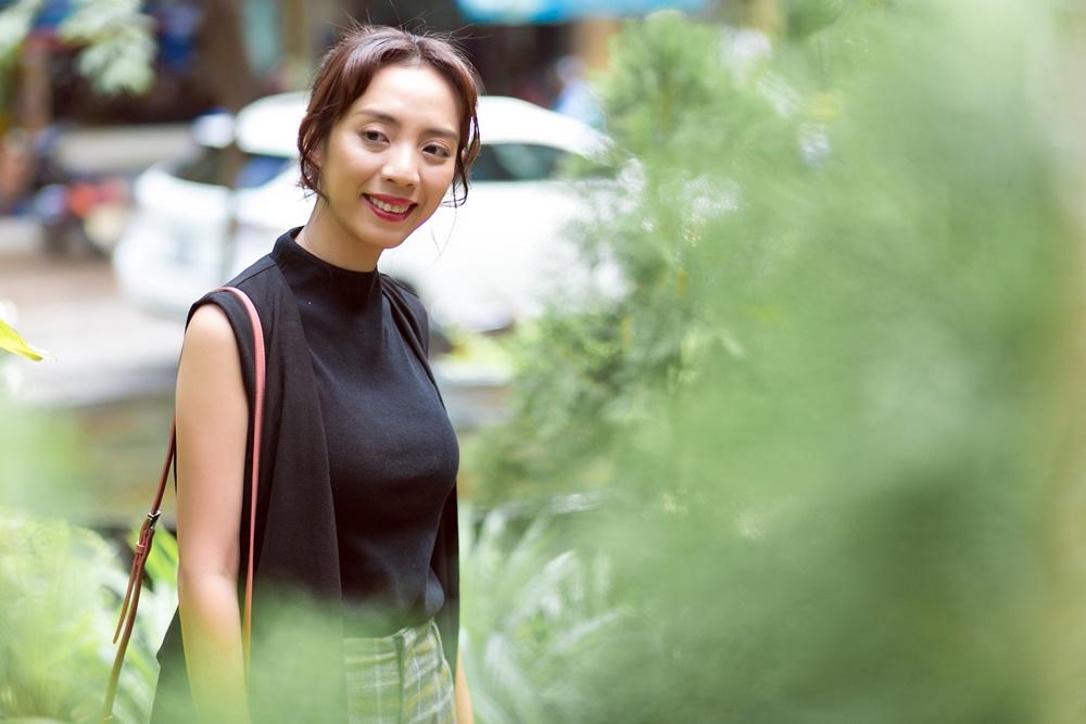 Hoa hậu hài Thu Trang lần đầu kể về mối duyên công chúa và chàng bụi đời với Tiến Luật-1