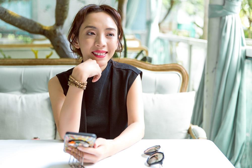 Hoa hậu hài Thu Trang lần đầu kể về mối duyên công chúa và chàng bụi đời với Tiến Luật-2