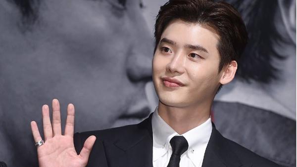 Lee Jong Suk bị chê tơi tả sau khi đóng V.I.P: Có thể tôi sẽ bỏ nghề-1
