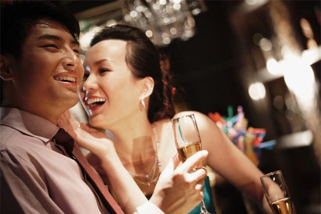 Cuộc tình say nắng đẩy đời tôi vào cậu trai trẻ thất nghiệp, nuôi thân chưa nổi-1