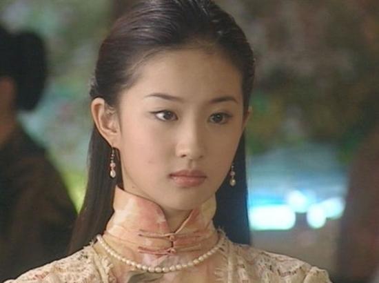 Chân dung mỹ nhân 17 tuổi thay thế Lưu Diệc Phi trong Kim phấn thế gia-5