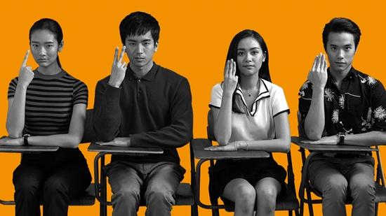 Siêu phẩm gây sốt về đề tài gian lận thi cử của Thái đến Việt Nam-7