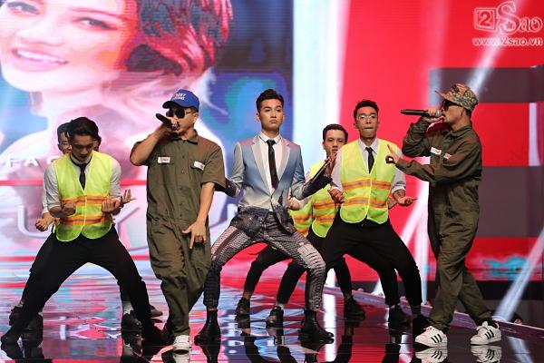 Chỉ hỗ trợ thí sinh thi The Face, Tóc Tiên trình diễn làm lu mờ cả dàn bộ sậu-5