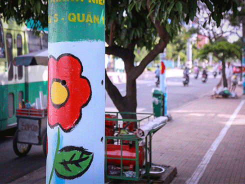 Những nắp cống ‘nở hoa’ thu hút hàng nghìn lượt theo dõi của cư dân mạng-10