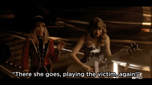 Cảnh cuối MV: Taylor Swift nhại lại tất cả những điều anti từng nói về mình-6