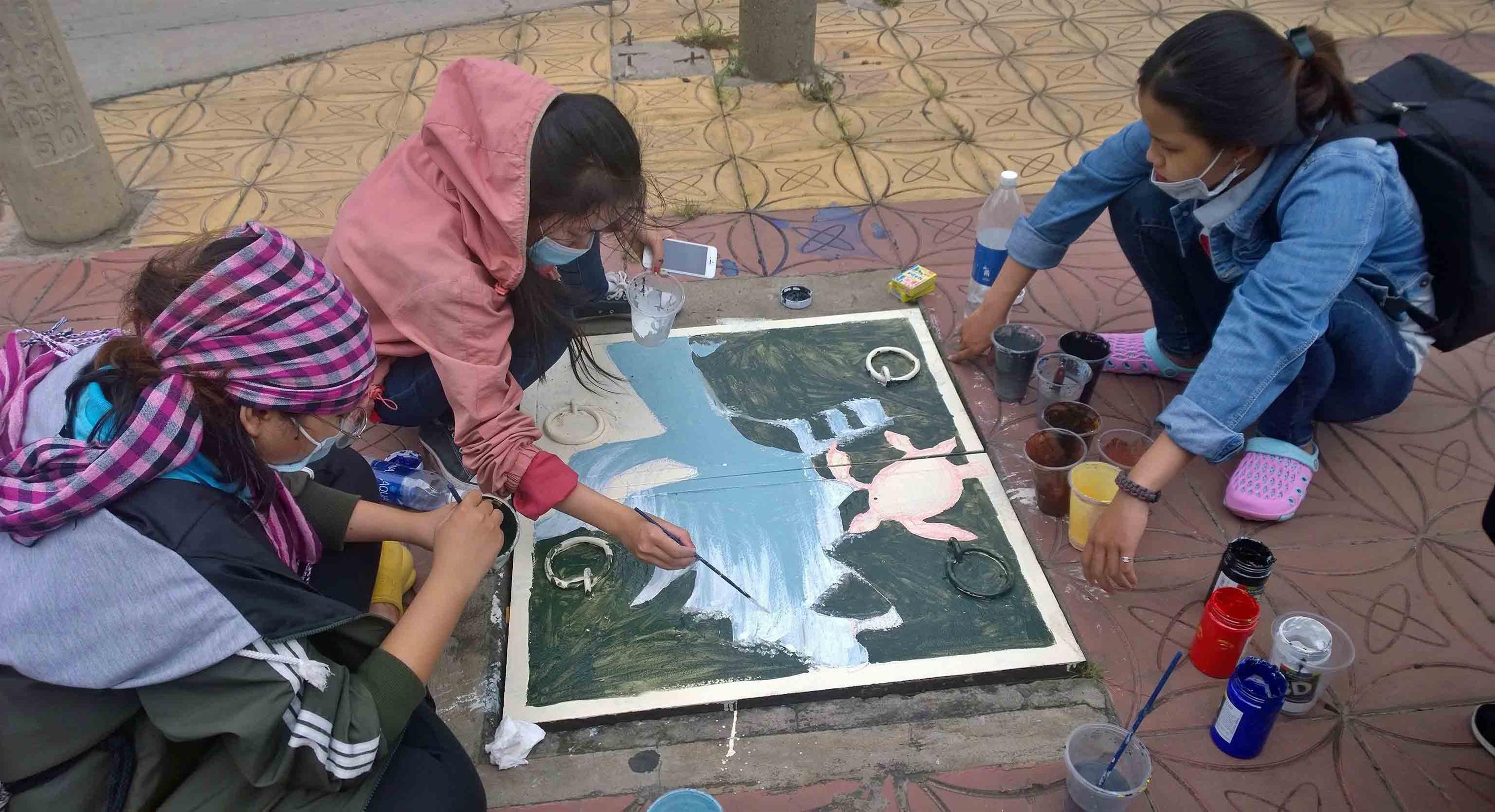 Những nắp cống ‘nở hoa’ thu hút hàng nghìn lượt theo dõi của cư dân mạng-6