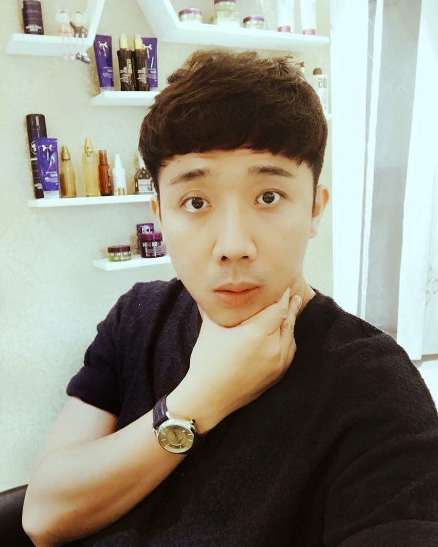 Tin sao Việt 28/8: Tóc Tiên bán nude quyến rũ - Ngọc Trinh sưng mặt vì nhổ răng-5