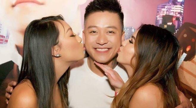 Fan nữ gây sóng gió cho Tuấn Hưng đâu chỉ có một người, xem loạt ảnh dưới đây thì biết-7