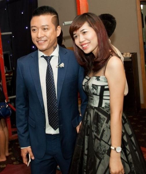 Fan nữ gây sóng gió cho Tuấn Hưng đâu chỉ có một người, xem loạt ảnh dưới đây thì biết-9