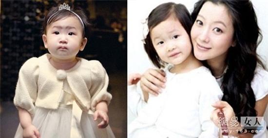 Kim Hee Sun: Nữ hoàng truyền hình từng muốn bỏ nghề vì con gái bị chê xấu-12
