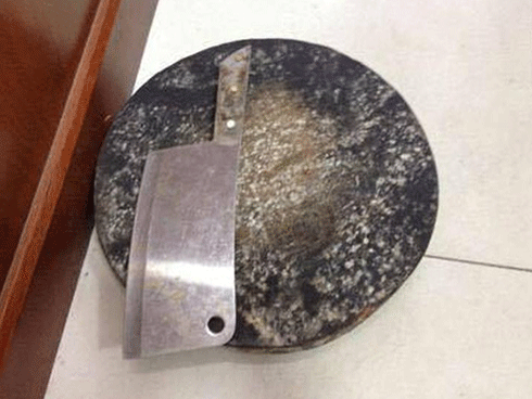 Hà Nội: Cư dân HH Linh Đàm lại hết hồn khi chiếc cốc thủy tinh rơi xuống, suýt trúng đầu 2 mẹ con-14