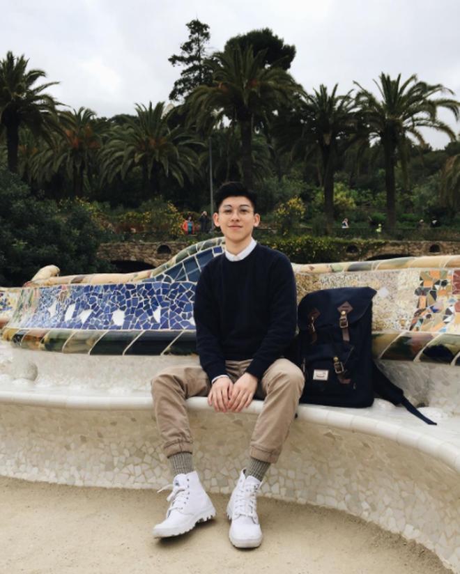 Cậu bạn Hong Kong gây sốt với gương mặt điển trai như tài tử-8