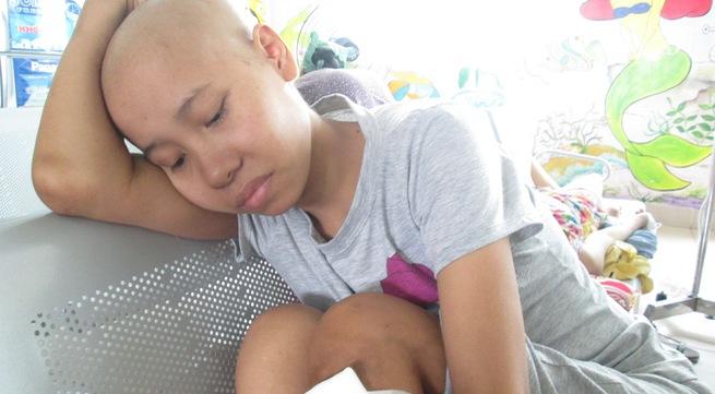 Nước mắt người mẹ trẻ ung thư chưa một lần được ẵm đứa con khát sữa-1