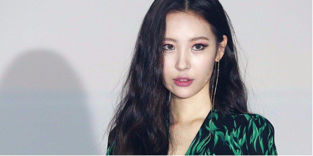 Sao Hàn 29/8: Nam diễn viên gạo cội xin lỗi vì chê nữ thần sexy Seolhyun là... não rỗng-6