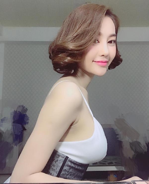 Tin sao Việt 29/8: Linh Chi hào hứng đón niềm vui - Lý Phương Châu than vãn cô đơn quá-1