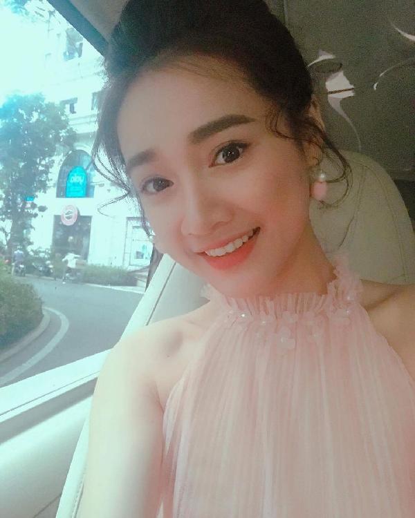 Tin sao Việt 29/8: Linh Chi hào hứng đón niềm vui - Lý Phương Châu than vãn cô đơn quá-9