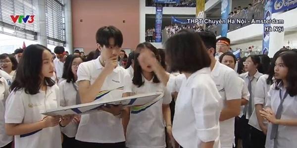 Xuất hiện vài giây trong chung kết Olympia, nam sinh trường Ams khiến các cô gái xin link bằng được-1