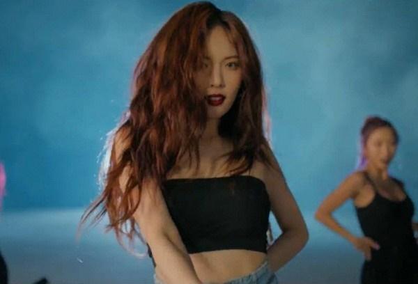 HyunA tung hit ‘gây nghiện’, tiến hóa ngược trong MV tái xuất-1
