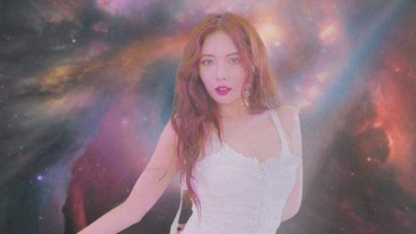 HyunA tung hit ‘gây nghiện’, tiến hóa ngược trong MV tái xuất-3