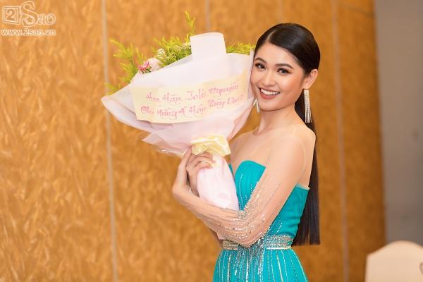 Á hậu Thùy Dung: Tôi tự tin với nhan sắc không cần phẫu thuật thẩm mỹ-3