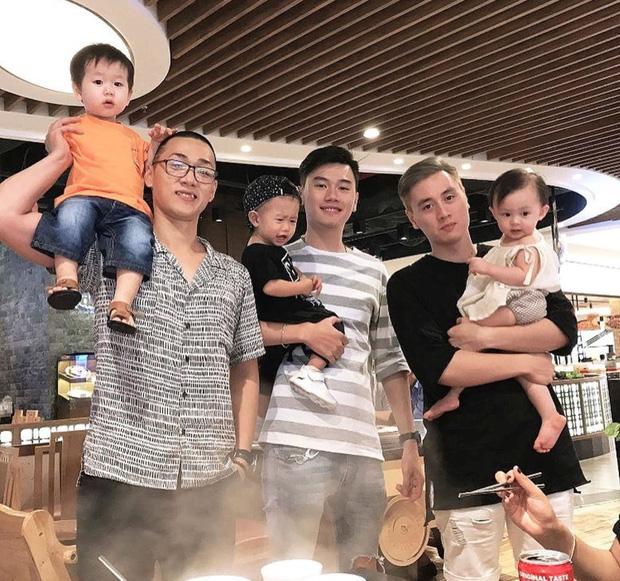 Ba cặp bố mẹ trai xinh gái đẹp hội tụ gây sốt mạng xã hội-10